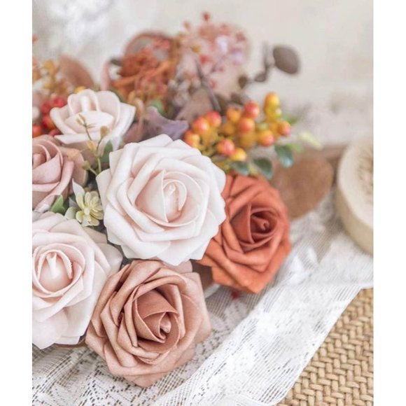 25 Count | Terracotta Ling’s Burnt Orange Shades Wedding Flowers Bouquet Roses - Picture 3 of 3